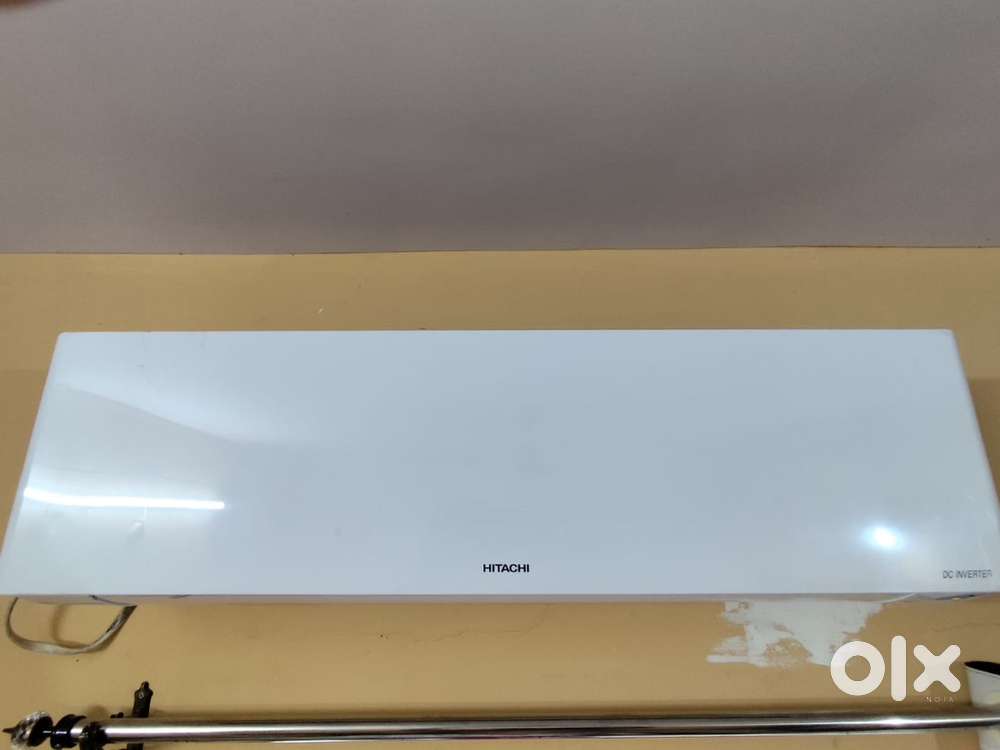5star rating Hitachi AC with Good condition and well maintained.