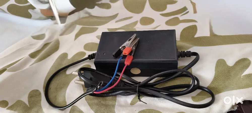 Bike, Auto, Battery 12 volt  Dc Charger