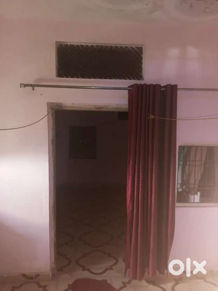 1 Room Kitchen fully furnished seperate