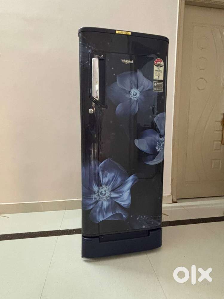 WHIRLPOOL FRIDGE 200L AT SALE FOR 9000 get a V-GUARD STABLIZER FREE