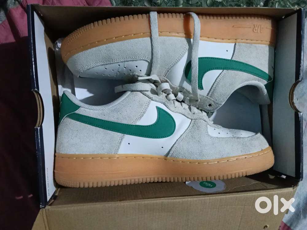 NIKE Airforce 1 Shoes Size 10