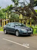 Volkswagen Jetta 1.6 Trendline, 2010, Petrol