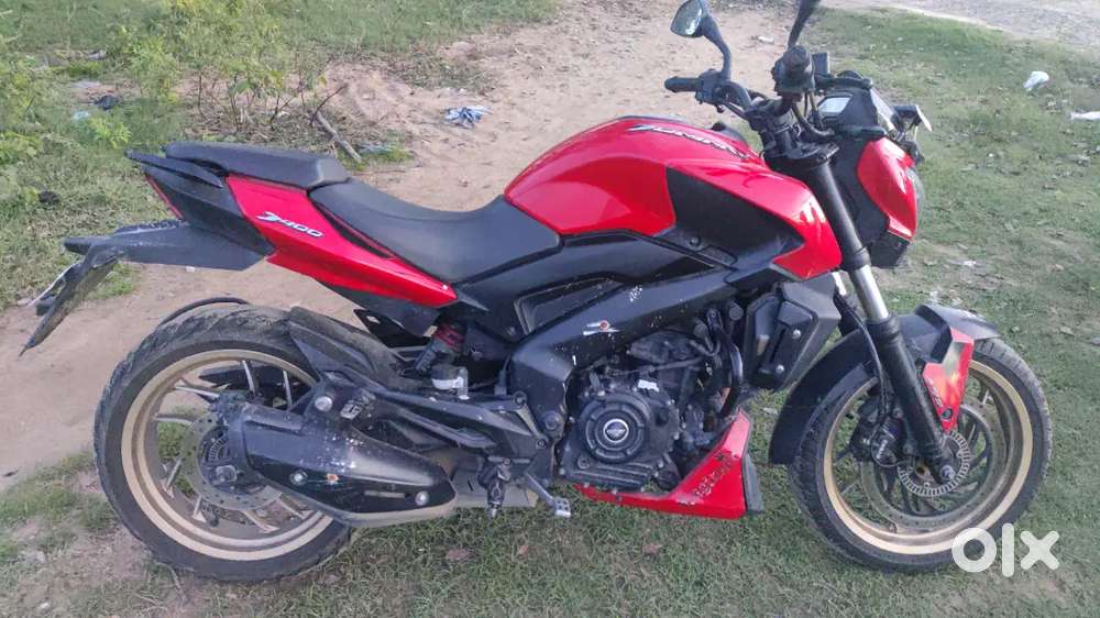 Dominor 400 Red colour