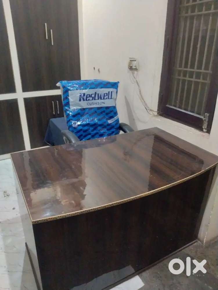 PG for working women & students