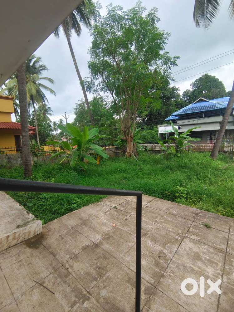 House for Sale – Valiyapadam, Near Kalpathi, Palakkad