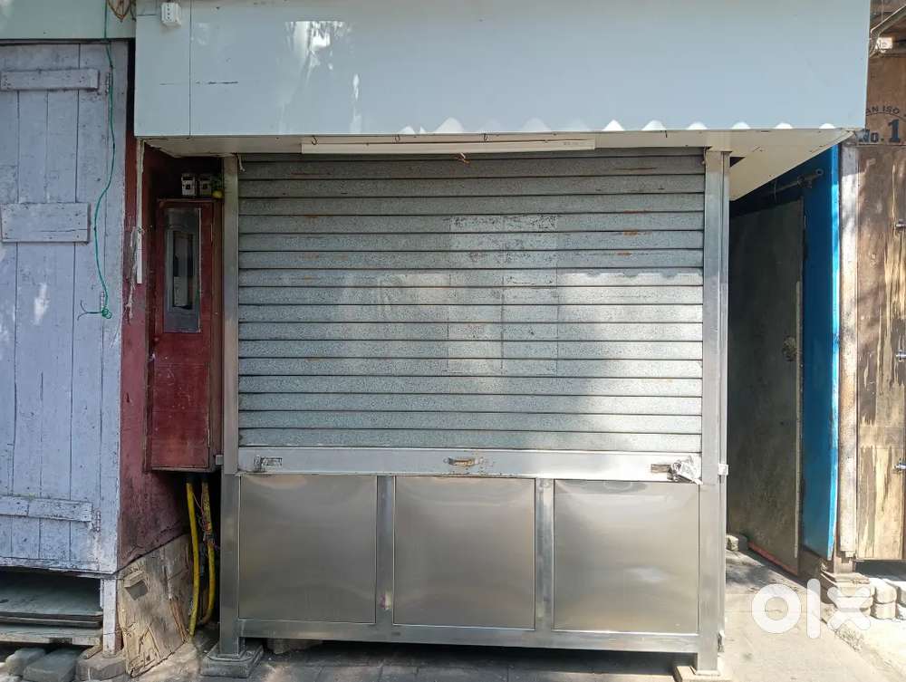 Sugarcane juice counter