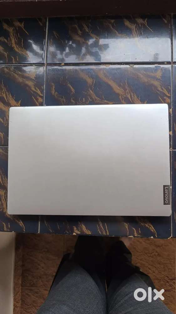 LENOVO I3 8TH GEN