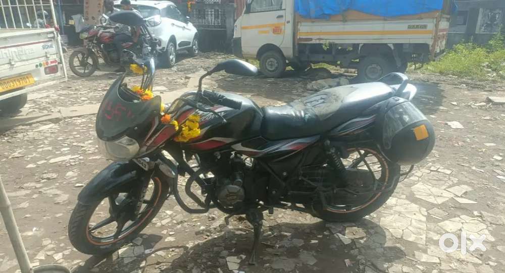 MH 19 Passing Discover 100 Bike Oct 2013 Model