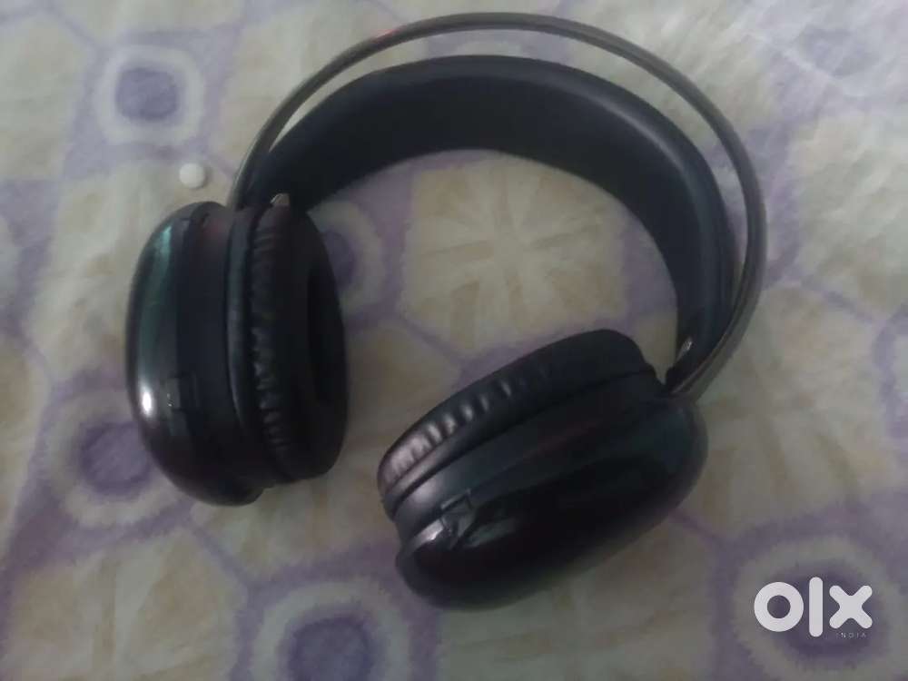 Gaming headphones