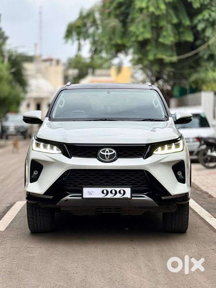Toyota Fortuner Legender 4X2 AT 2.8, 2021, Diesel
