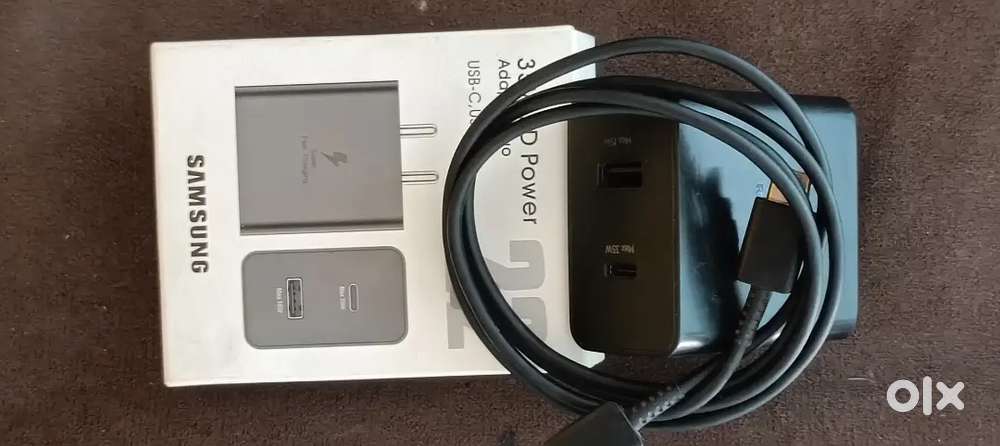 SAMSUNG 35 WATT SUPER FAST CHARGER