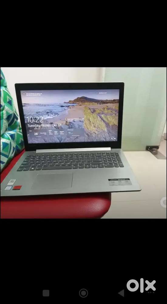 Lenono i3=7th gen 330 pro 1TB laptop 8gb.