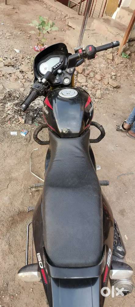 Bajaj pulsa 150