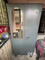 Aluminium cupboard with mirror - tijori