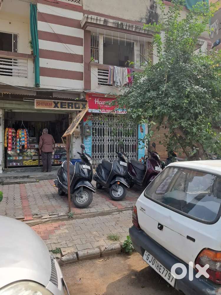 Ground Floor Shop For Rent at Naranpura