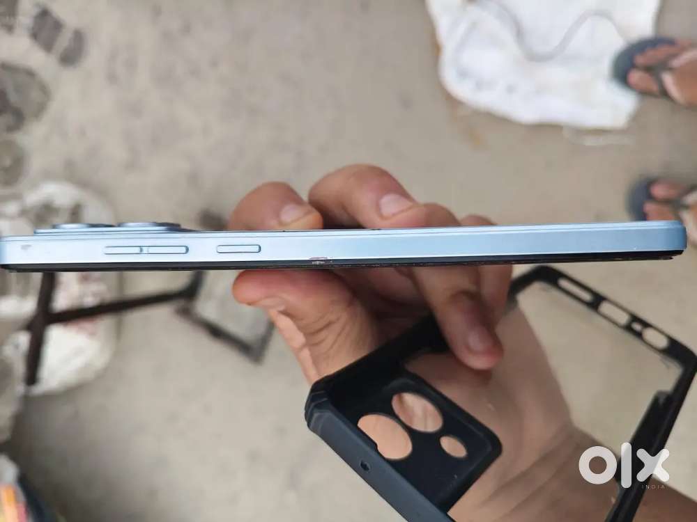 Moto g84 ...12gb ram 256 gm ...only front camera not working