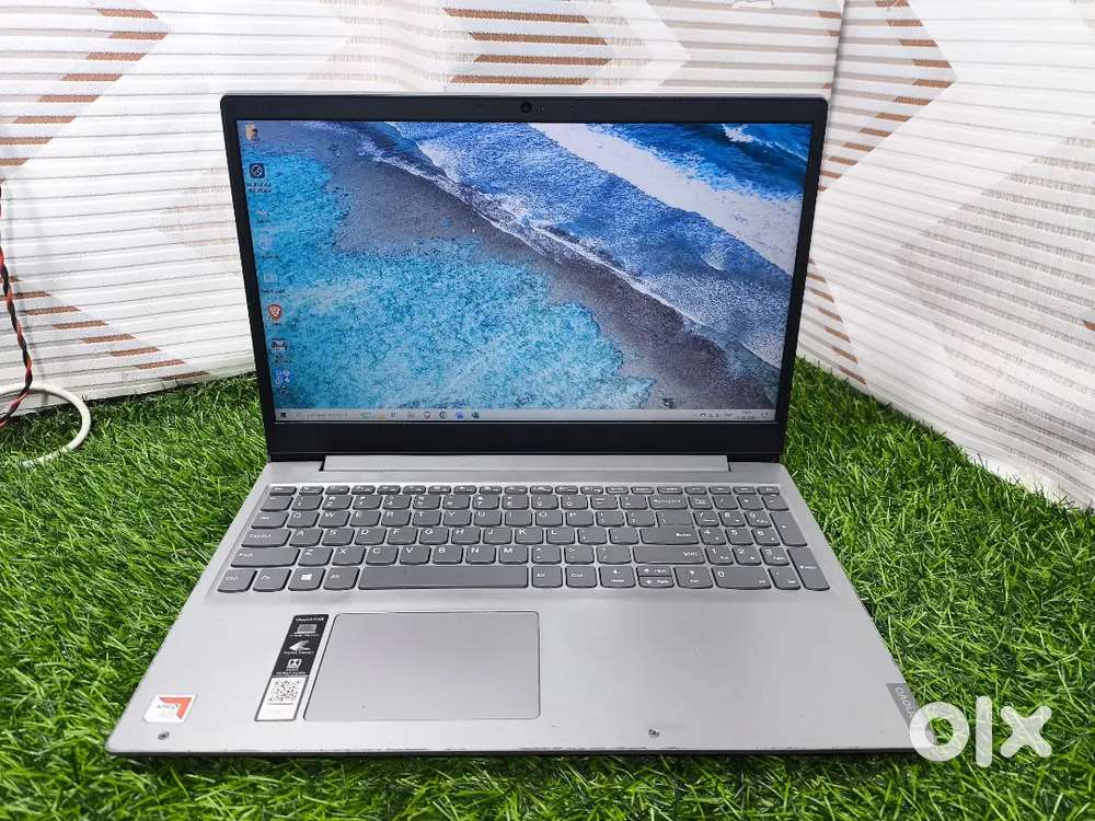 Lenovo IdeaPad Slim  9th Gen  8GB RAM  256GB NVMe SSD  15.6 FHD