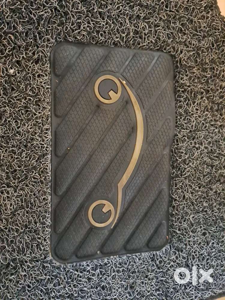 Autofurnish noodle 5D floor mat for Tata Nexon