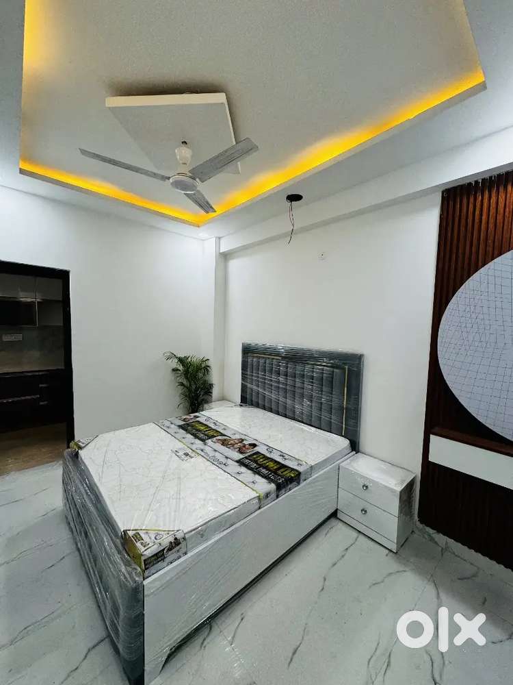 2bhk suparb luxurious flats available in noida extension