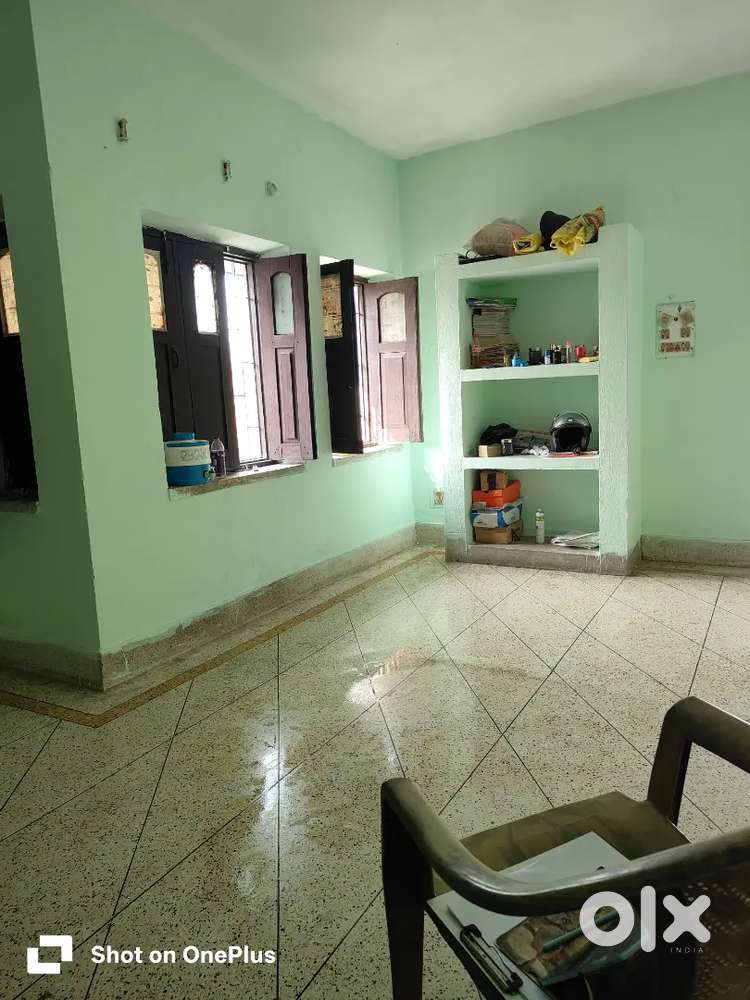 Need a decent student Roommate in 1BHK FLAT.