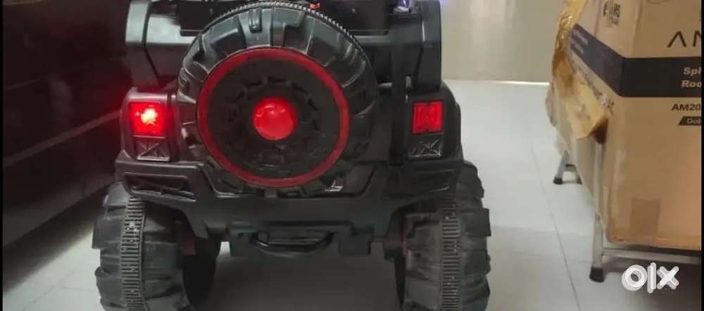 Baby electric 12 V battery car (6 month old no use new condition)