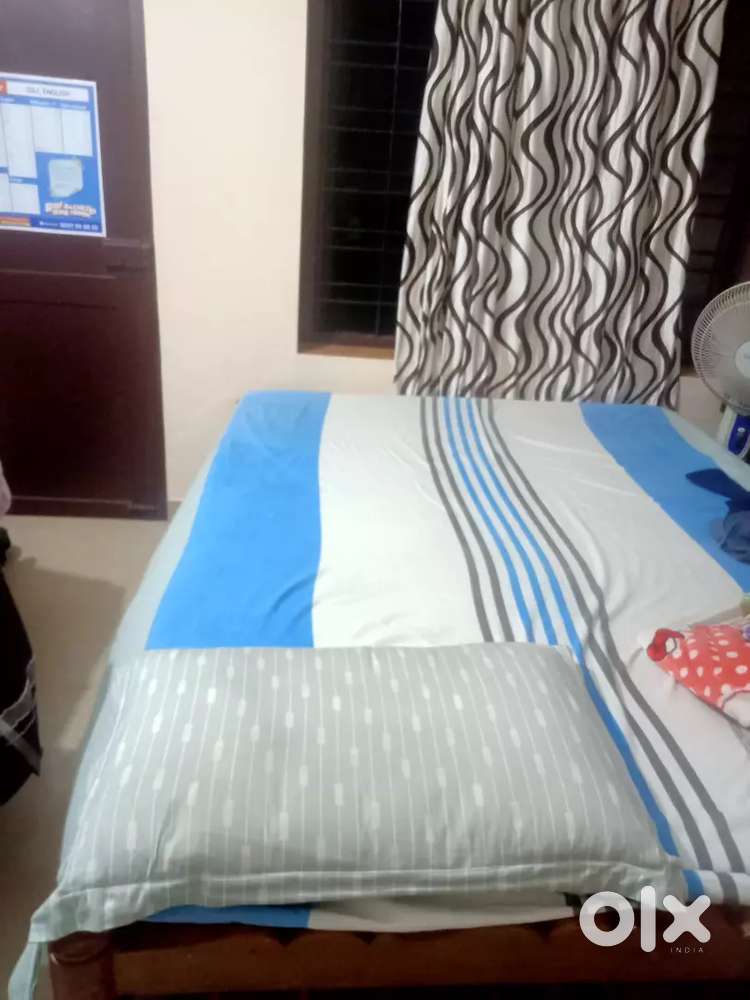 Single rooms available for mens