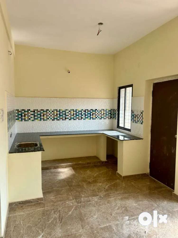 Prime Livinig: 2 Bed Flat with ideal Location in Vivekananda Nagar