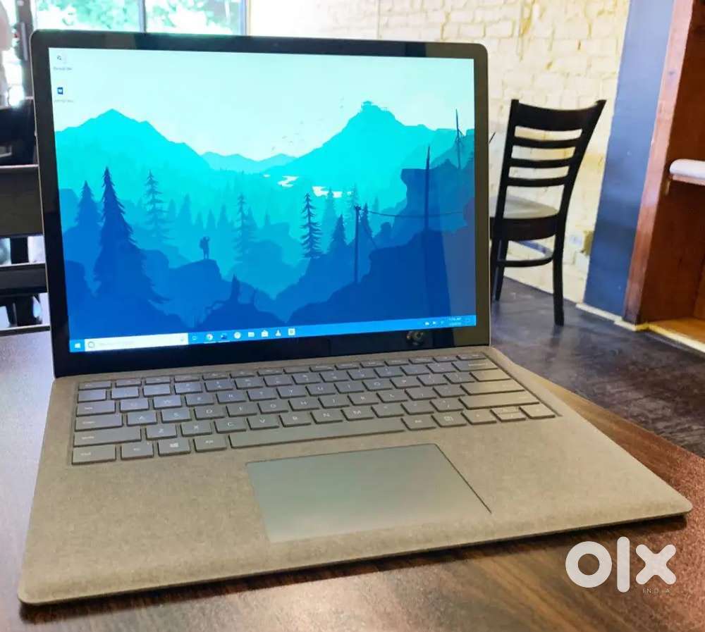 Mircosoft Surface Laptop 2 13.5 touchscreen