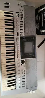 YAMAHA PSR S900 KIEBOD.WORKING