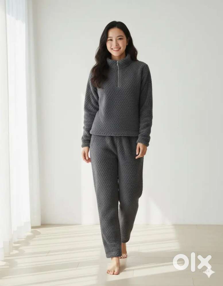 Hosting/sercice girls