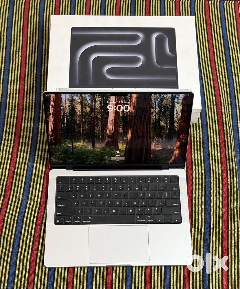 30 Days Old MacBook Pro M3 8/512GB