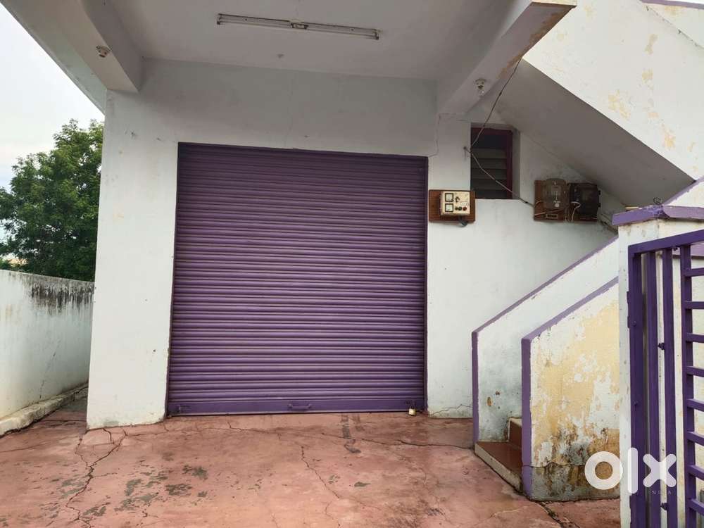 SPACIOUS GODOWN FOR STORAGE PURPOSE
