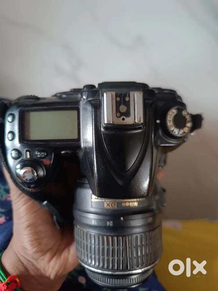 Nikon D90 camera with lense