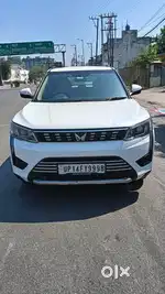 Mahindra XUV300 1.2 W8 AMT Petrol, 2024, Petrol