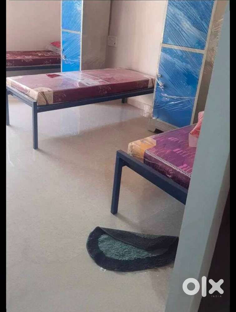 Ladies pg 4 sharing with three times food