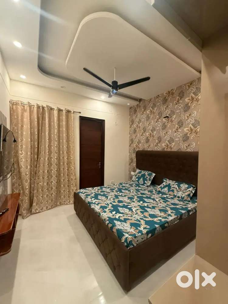 Available 3bhk fully furnished flat in zirakpur
