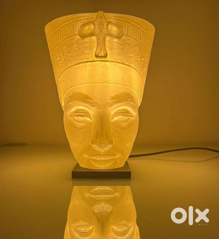 Queen dimmable lamp