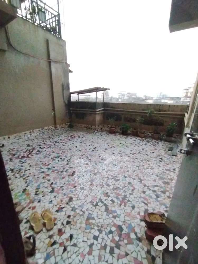 2 BHK + TERESS FLAT AVAILABLE IN DOMBIVLI WEST