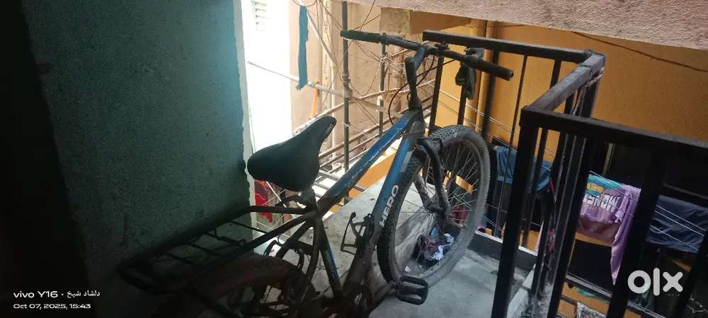 Hero 2.0 GOOD CONDITION BRAKE IS NOT I WILL GIVE YOU IN GOOD CONDITION