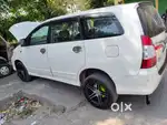 Toyota Innova 2.5 GX-8x