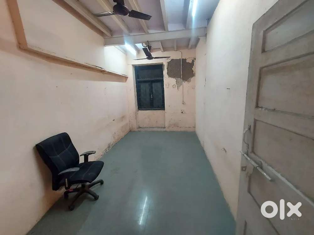 Commercial office/godown property on rent - 2nd floor
