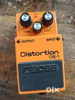BOSS DS-1 distortion pedal