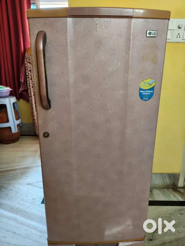 Single door fridge