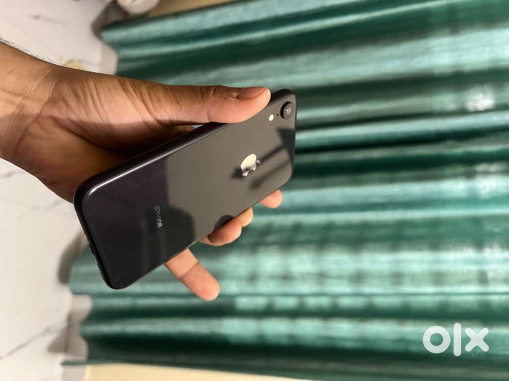 I phone XR sealed Condition