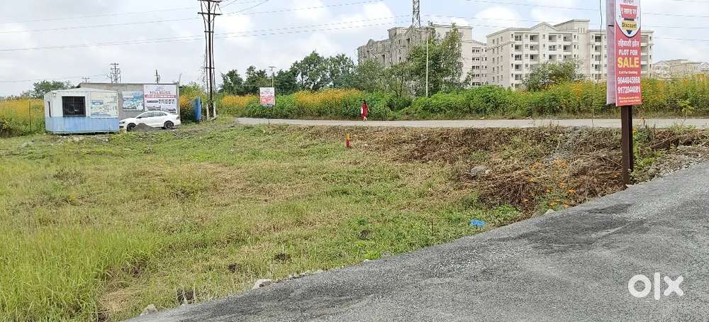 Very low price Clear tital residential plot available for sale vadgon