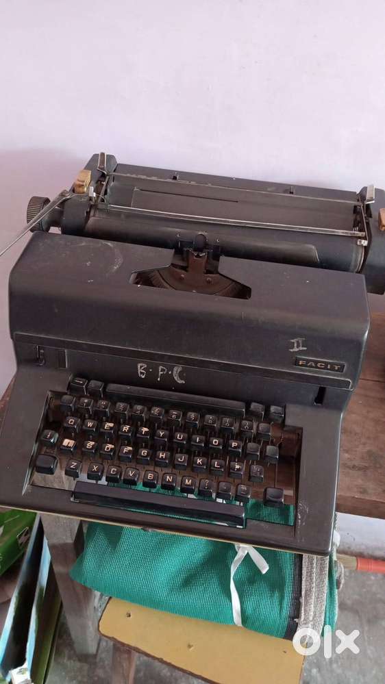 Facit company typewriter