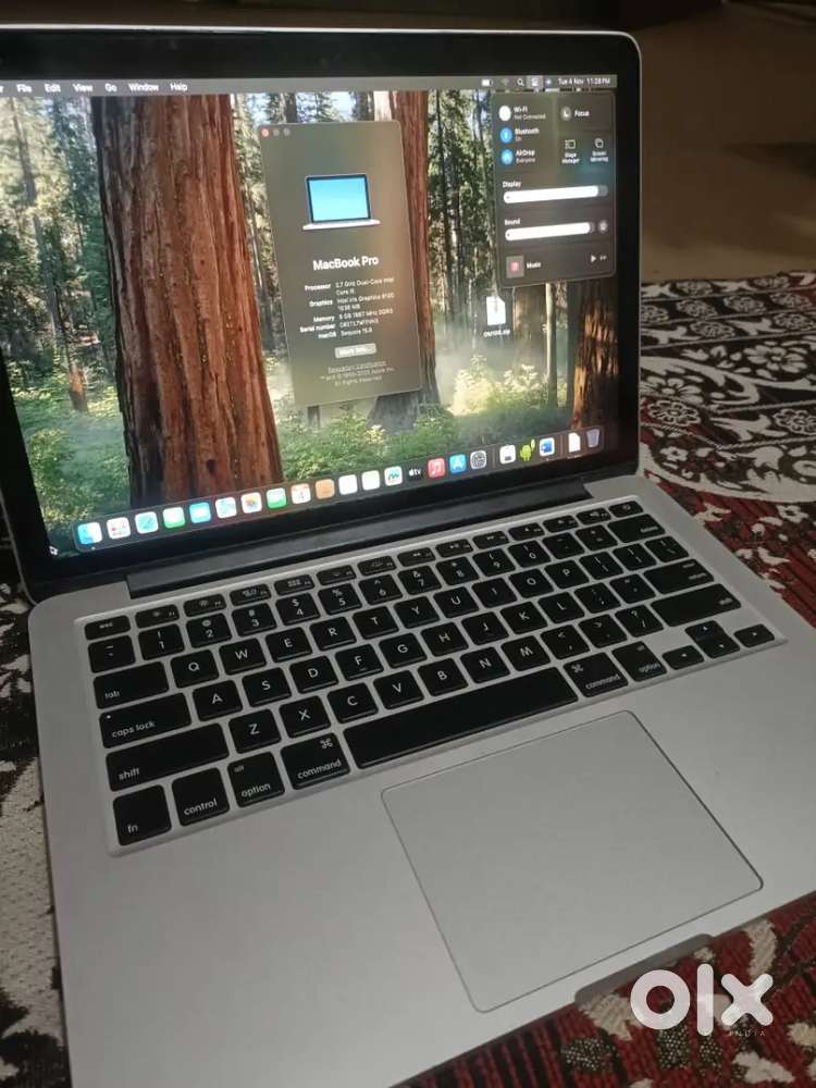 Apple MacBook i5 • With Graphics Card • New Condition