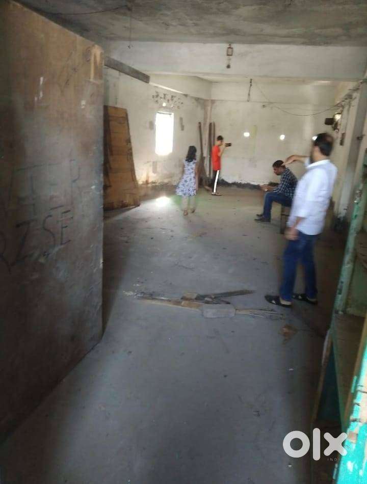 Big hall having 440 line used for manufacturing