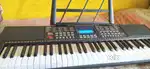 İnt-kb 61keys Touch Response portable Piano keyboard  with mic  9v Dc