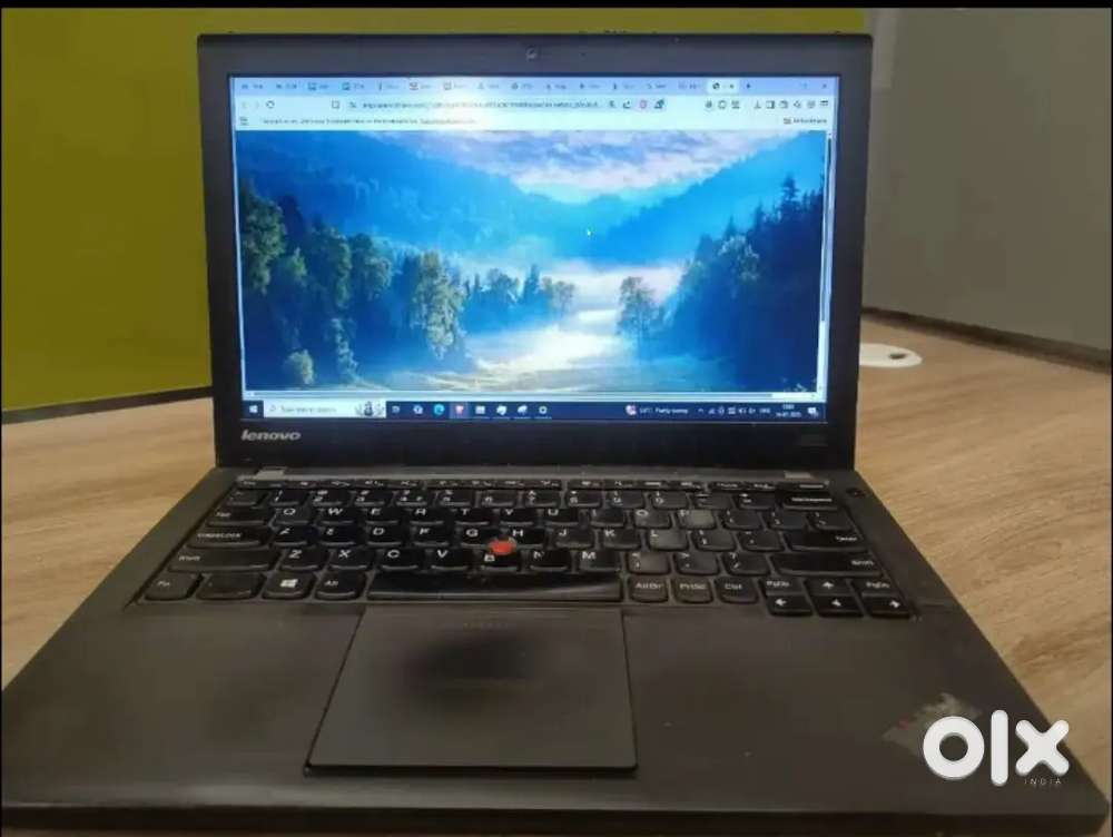 Lenovo ThinkPad i5  Clean Condition  4hr Battery  Original Windows